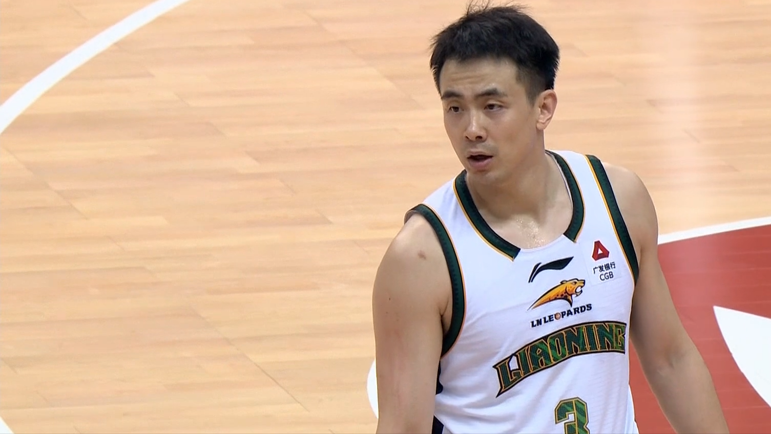 杏彩体育-CBA：赵继伟14+9苦战双加时，首发6中0，王岚嵚20分惜败